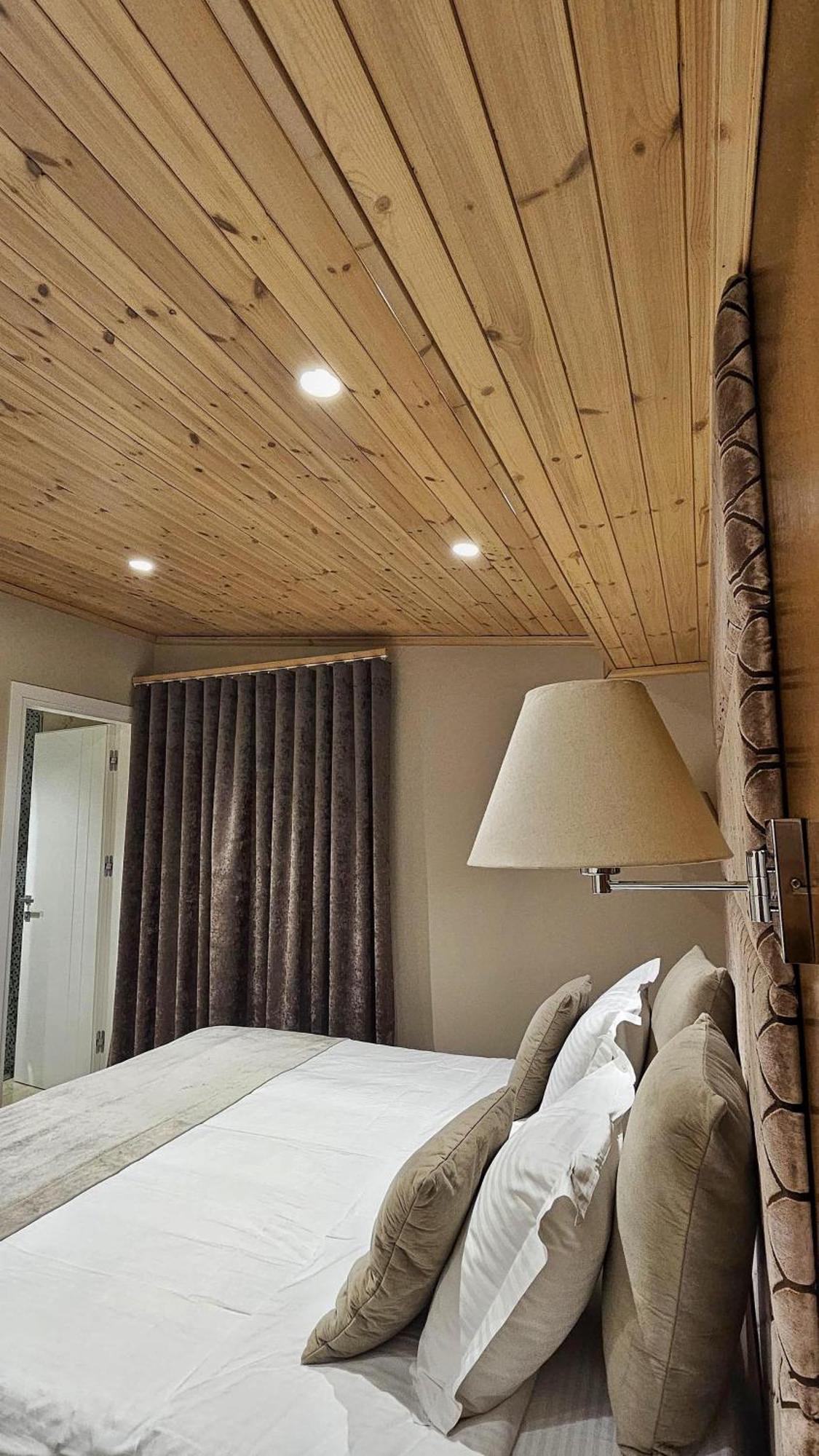 Hotel Queen Selitë e Vogël Dış mekan fotoğraf