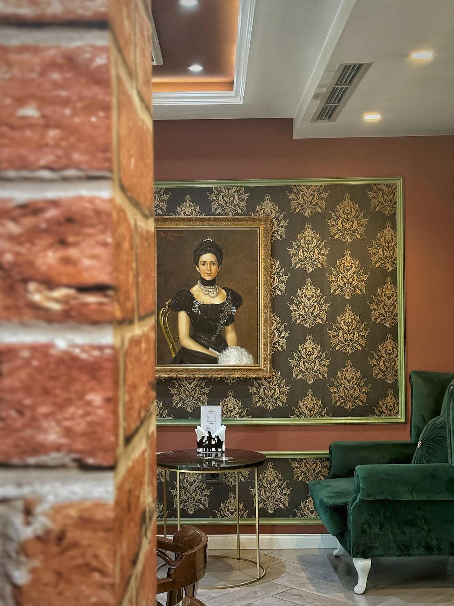 Hotel Queen Selitë e Vogël Dış mekan fotoğraf