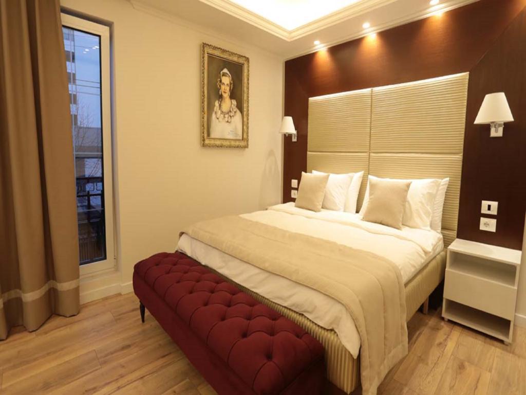 Hotel Queen Selitë e Vogël Dış mekan fotoğraf